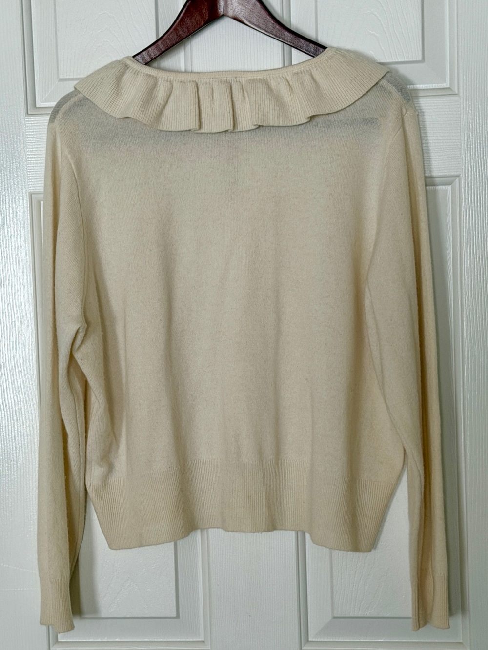 Womens 1X 100% Cashmere Sweater Cream Ruffle Neck Long Sleeve Soft Knit Top - Picture 2 of 7